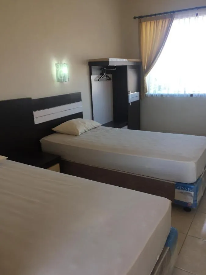 Pakerisan East Mansion Hotel Denpasar  0*, Denpasar (Bali)